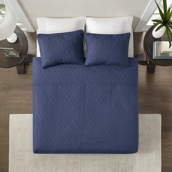 Madison Park Quebec Quilt Set - Luxurious Damask Stitching Design Navy 3 Piece - Picture 2 of 8
